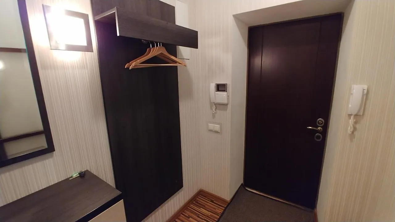 One Bedroom. Lux. 17 Baseina Str. Near Gulliver Kiev Lägenhet