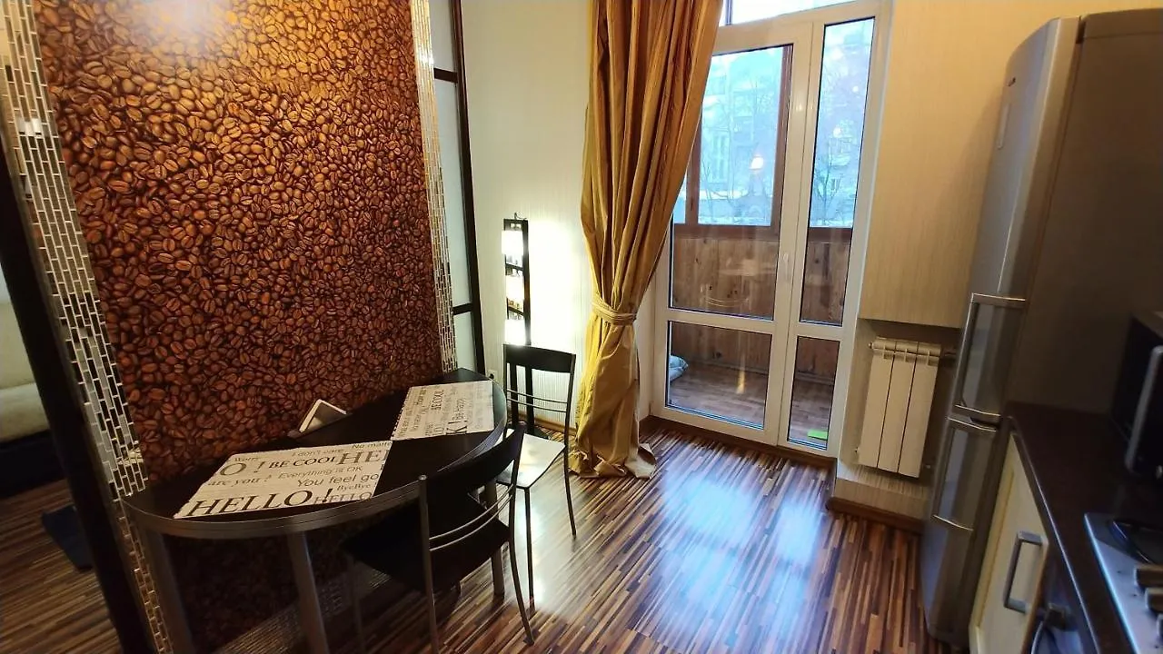 One Bedroom. Lux. 17 Baseina Str. Near Gulliver Kiev 0*,  Ukraina
