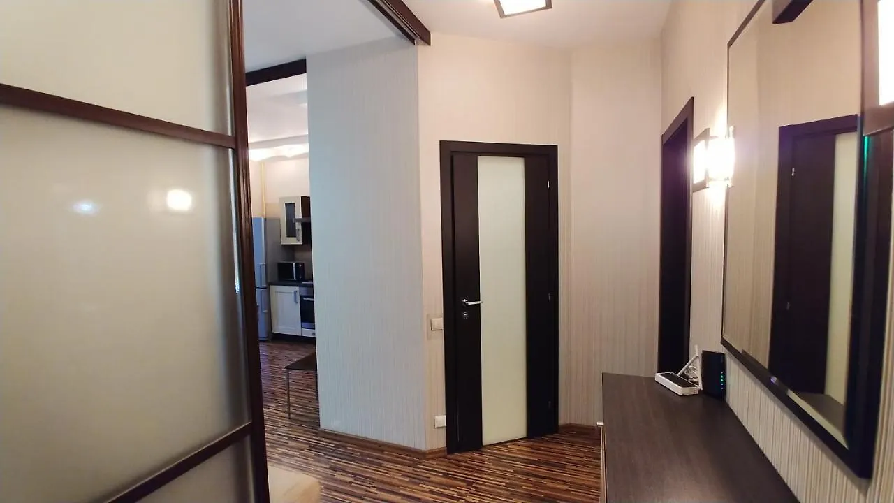 One Bedroom. Lux. 17 Baseina Str. Near Gulliver Kiev Ukraina